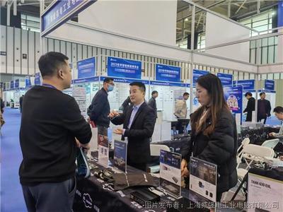 計(jì)算機(jī)軟硬件 數(shù)字時(shí)代的雙翼